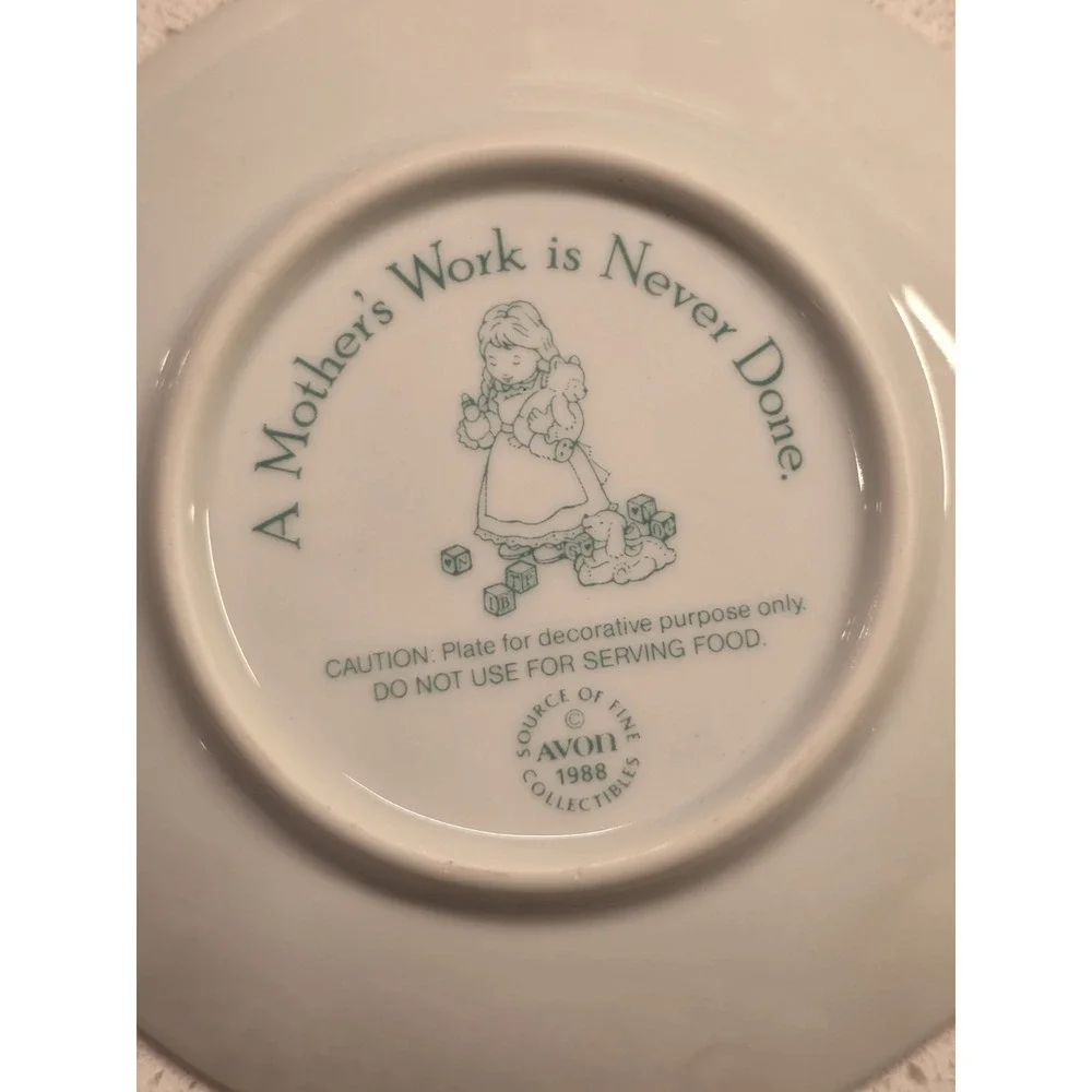 Set of 8 Avon Collectable Plates 1980s